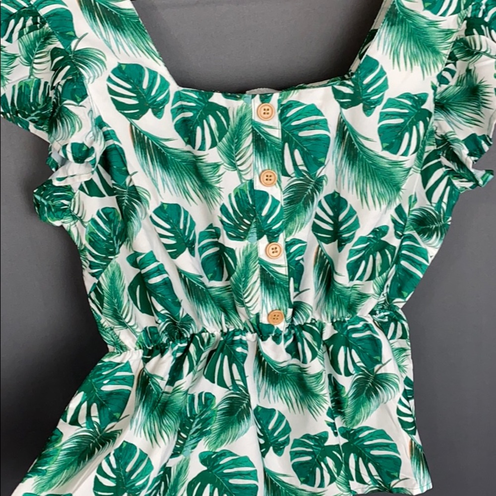 Adorable palm top - Picture 3 of 5